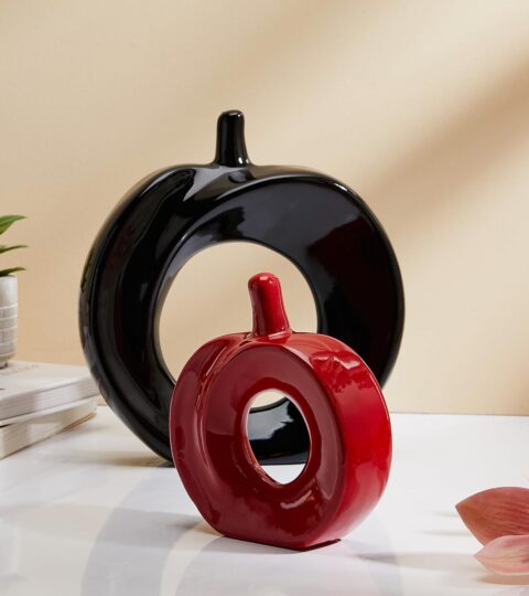 Apple-Shaped Ceramic Showpiece Set – Decorative Black & Red Apple Ornaments for Tabletop, Shelf & Home Decor (Pack of 2)