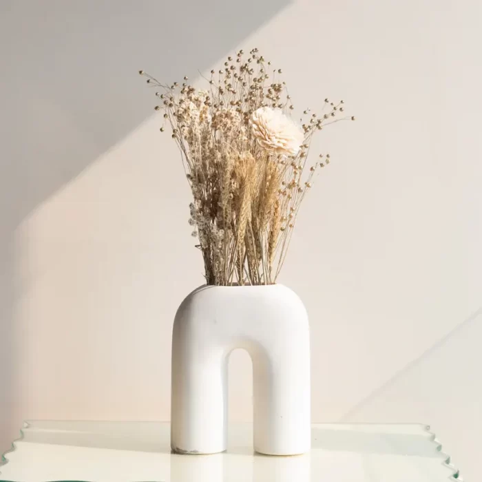 Modern U-Shaped Ceramic Vase – Nordic Arched Minimalist White Porcelain Flower Vase for Table, Shelf & Home Decor