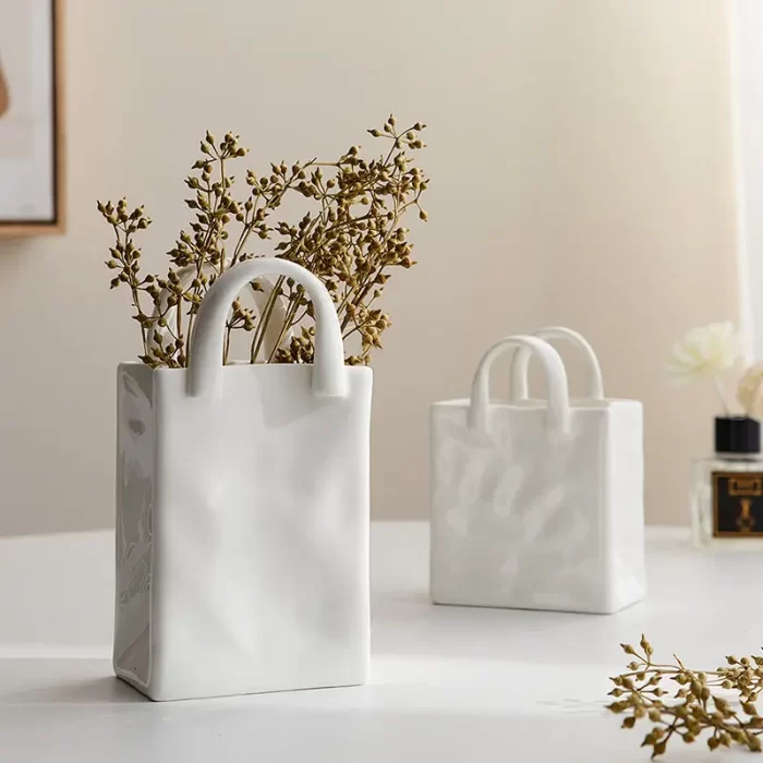Handbag-Shaped Ceramic Vase – Modern White Porcelain Flower Vase for Tabletop Decor, Makeup Brush Holder, or Dried Flower Arrangement - Image 4
