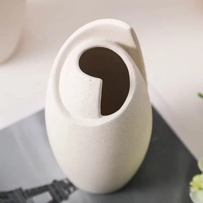 Modern Ceramic Vase for Living Room – Minimalist Nordic Shell-Inspired Flower Vase for Elegant Home Décor & Table Centerpieces - Image 3