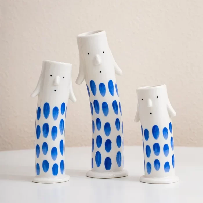 Cute Cartoon Figure Ceramic Vase – Handmade Face Design Vases for Home Decor, Dry Flowers & Tabletop Display - Image 8